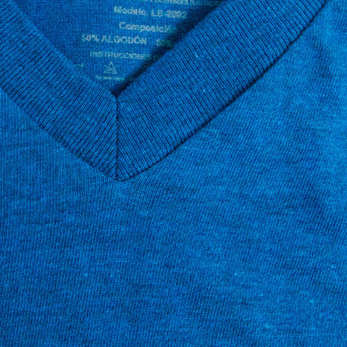 Playera cuello V YORKSHIRE lisa para hombre