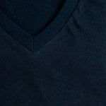 Playera cuello V YORKSHIRE lisa para hombre