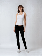 Pantalón de mezclilla SCANDIA corte skinny pomp push up para mujer