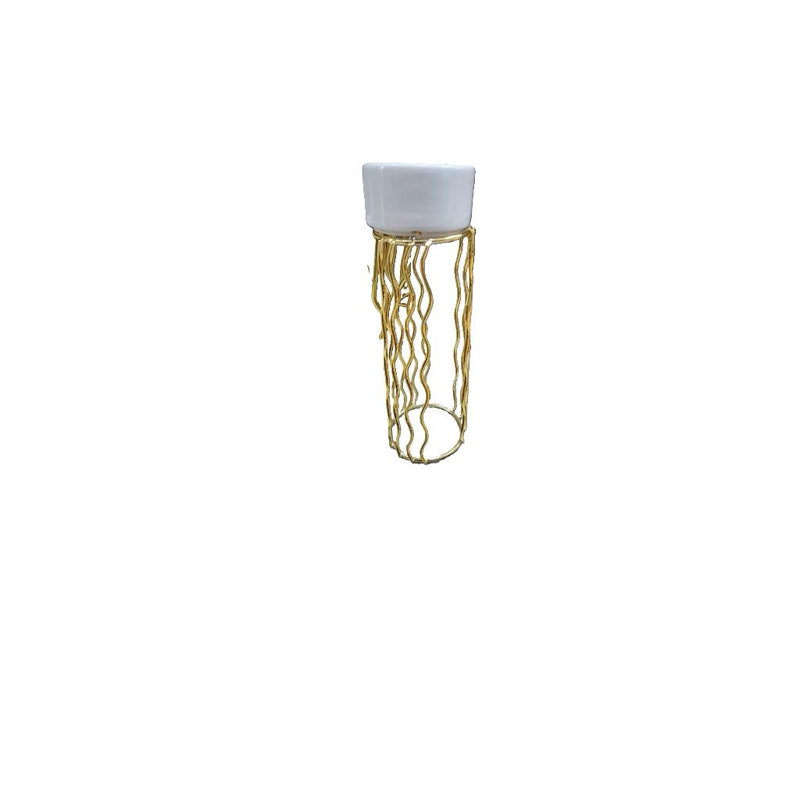 Candelabro dorado EL TRIUNFO de 18 CM