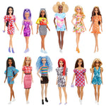 Mattel Barbie Conjunto Verde con Puntos HPF76